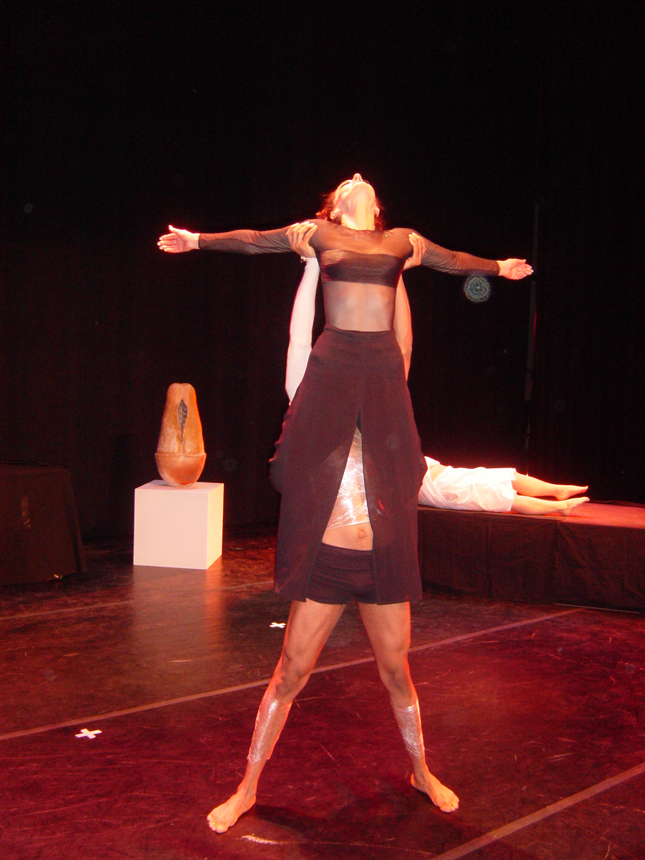 Celesta Haraszti - Onstage CelestaEli-liftOnstage